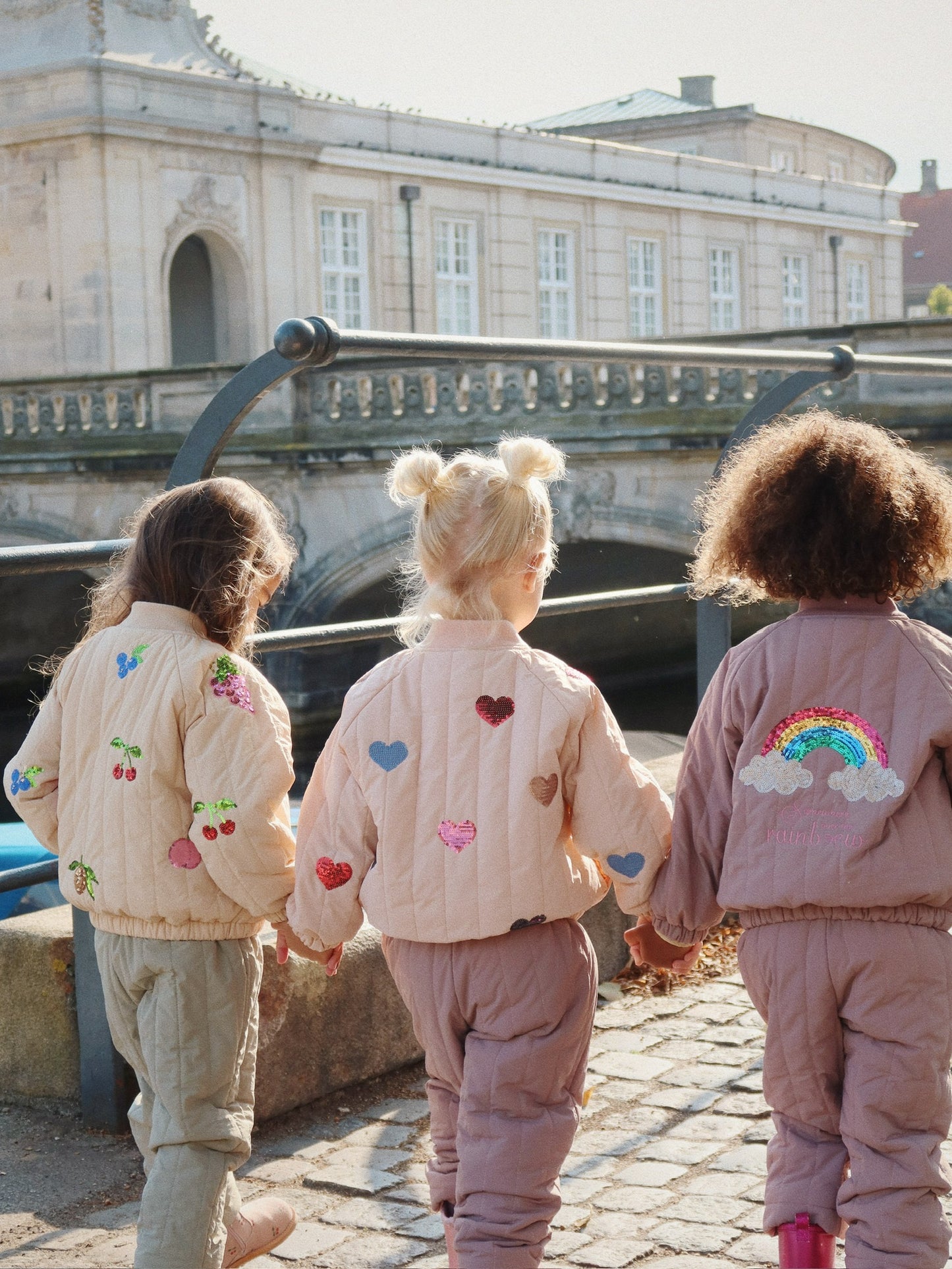 Kongens Sløjd Juno Sequin Bomber jakke - Cameo Rose