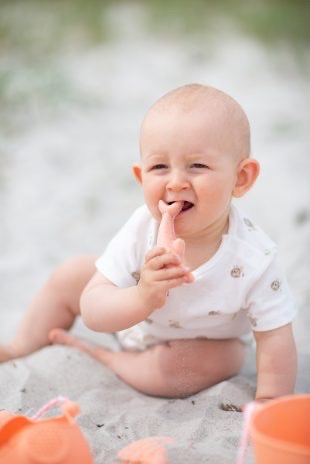 Scrunch - Netz mit 4 Sandförmchen - Koralle