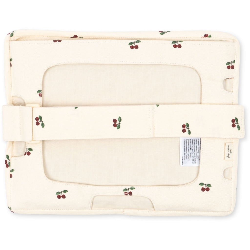 Konges Sløjd Tablet-Halter und Spiegel – CHERRY