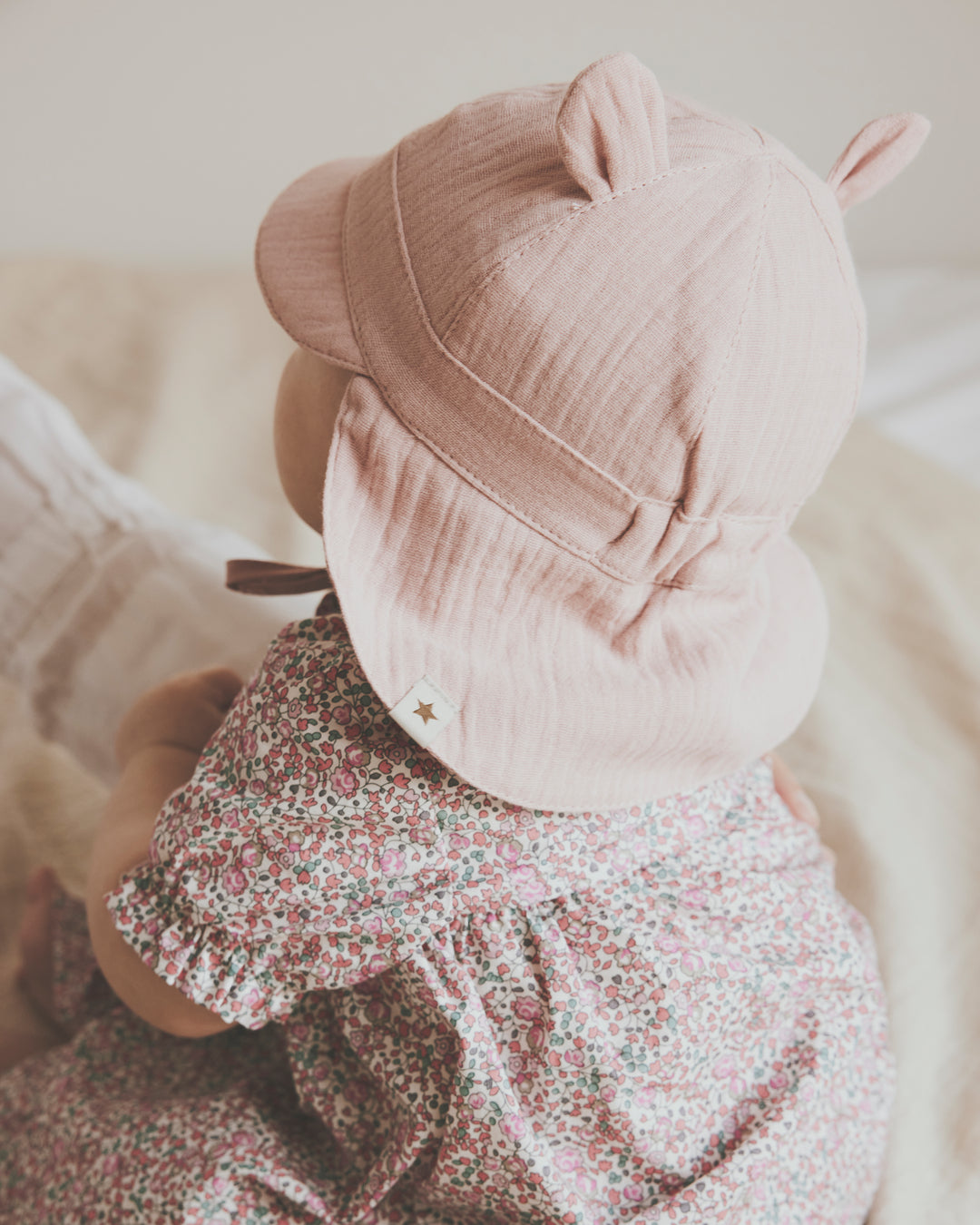 HUTTEliHUT Muslin Sommerhat med ører - Moon Rock